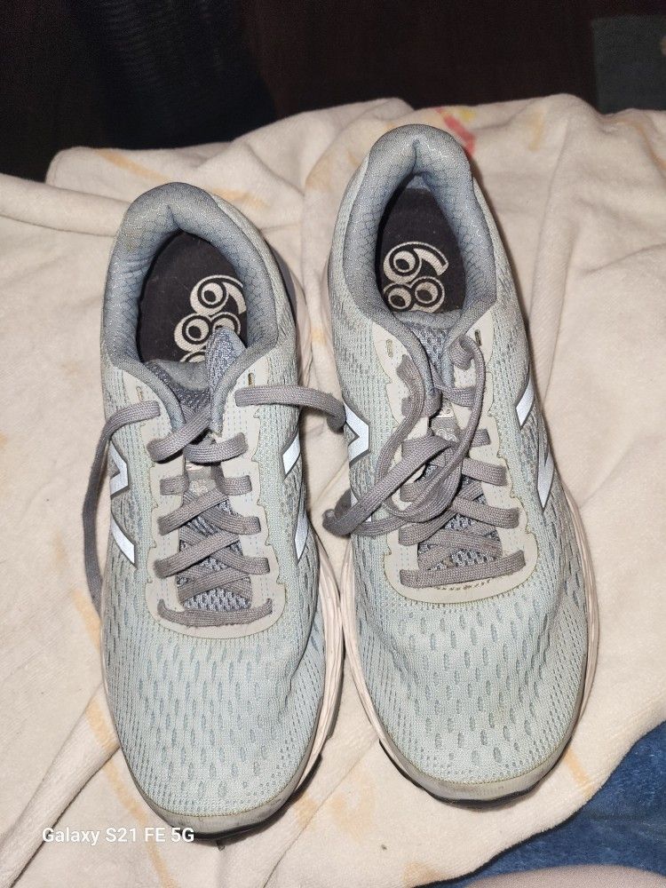 New Balance Walking/Running Shoes (Women’s) - photo 2