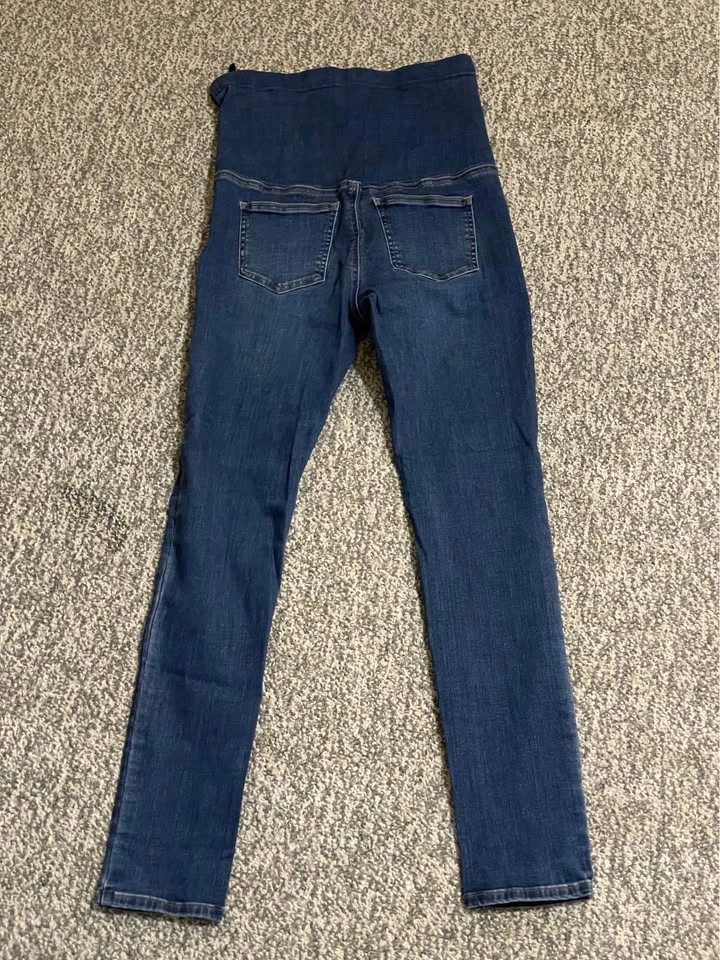 UNIQLO Maternity Jeans - photo 3