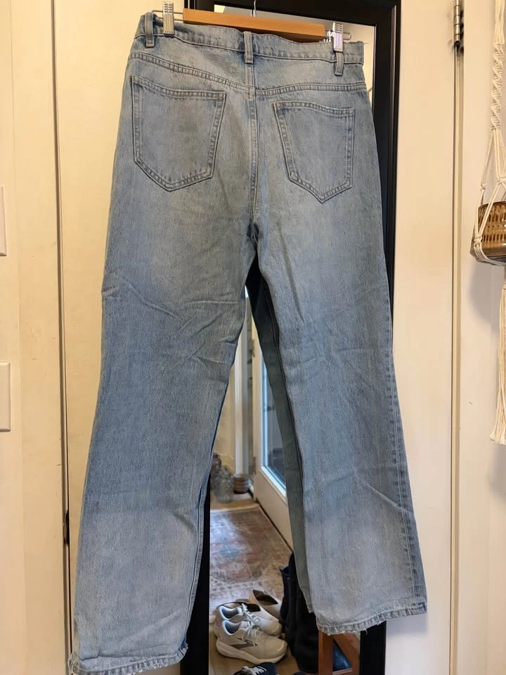 Zara light wash wide leg jeans - US8 - photo 2