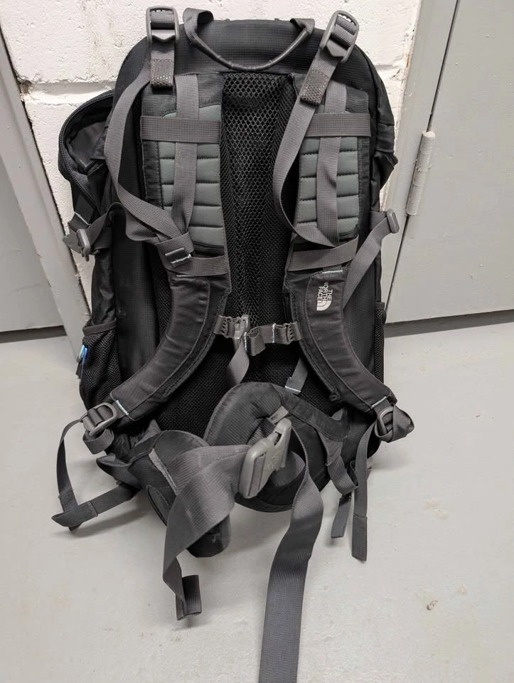 The North Face Solaris Hiking 35 L Backpack - photo 2