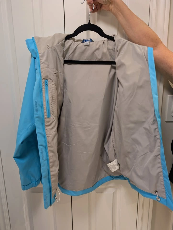 WOMEN'S MEC Ecostorm Hiking Jacket - Size Medium - photo 4