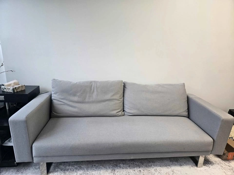 Grey sofa bed/ futon for sale!