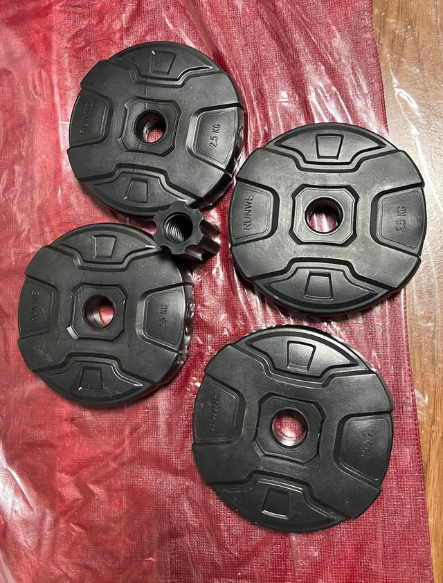 10kgs - 4 RUNWE Weight Plates (2.5kgs each)