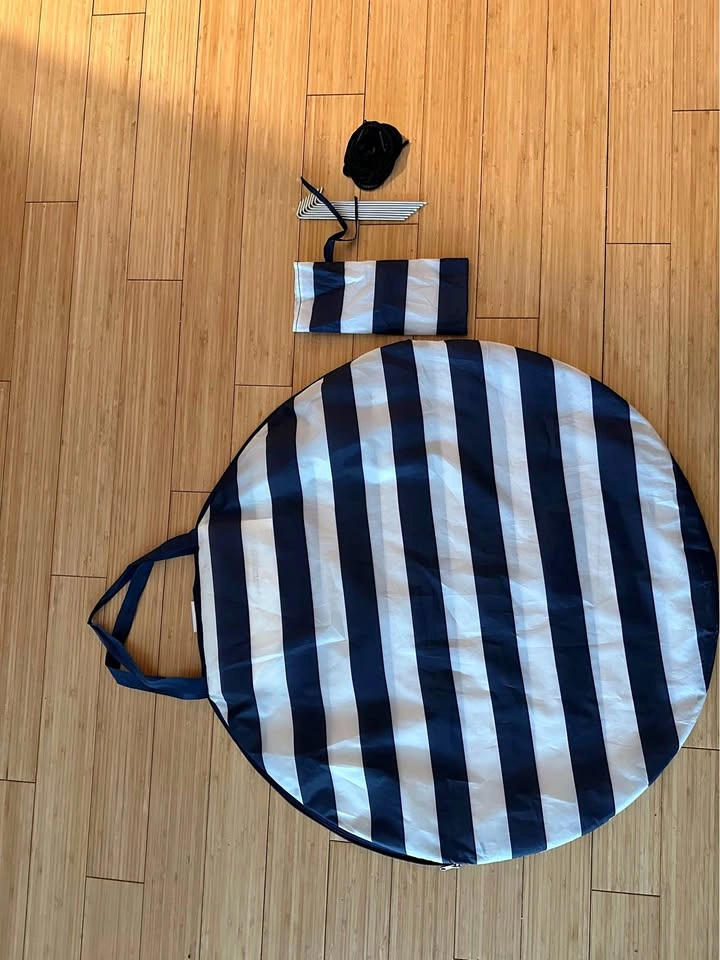 Pottery Barn UPF 50+ Pop Up Sunshade - photo 2