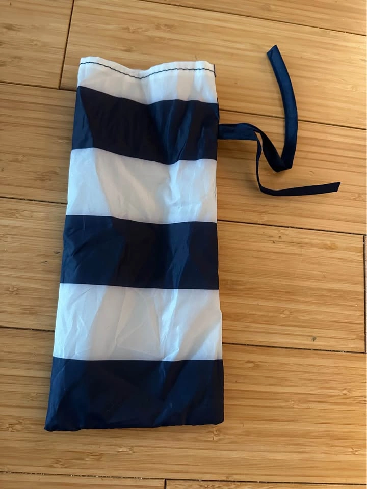 Pottery Barn UPF 50+ Pop Up Sunshade - photo 3