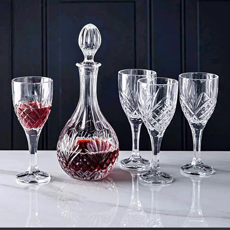 BNIB Dublin Collection Decanter and Wine Goblets Set