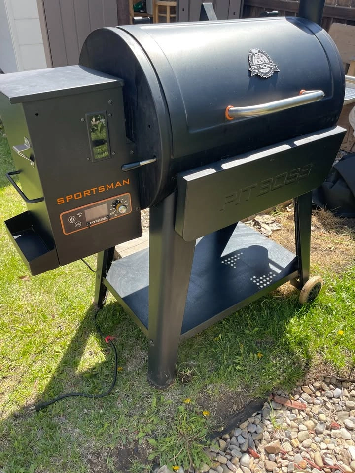 Pit Boss Sportsman 820SP Pellet Smoker/Grill - $500 OBO - photo 2