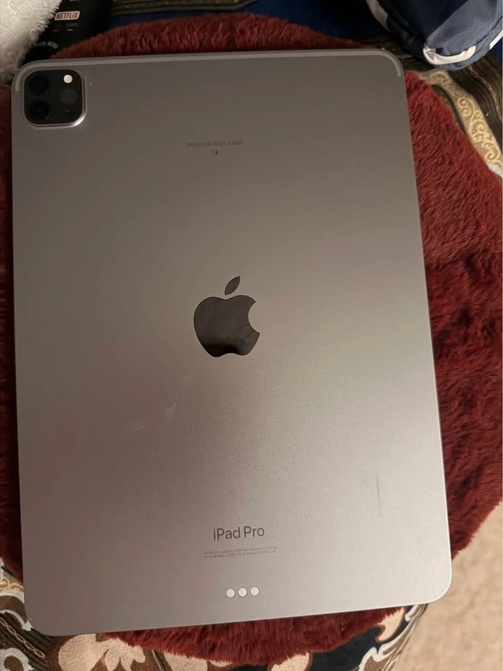 iPad Pro 11 inch 4th generation - photo 2