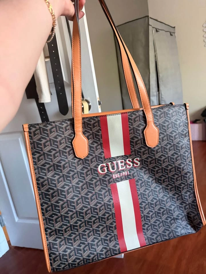 GUESS Silvana Tote Bag – Elegant & Spacious - photo 2