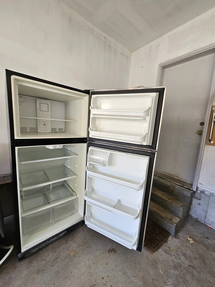 Stainless Steel 30" Frigidaire Fridge - photo 2