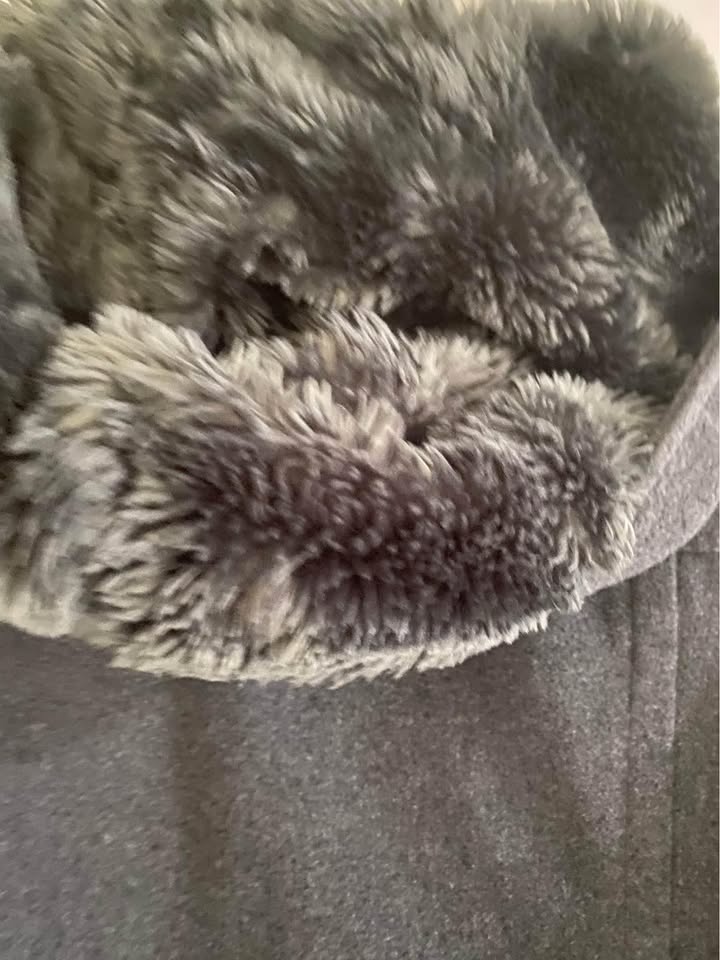 Beautiful 😍 women’s Costa Blanca coat with warm hood - photo 5