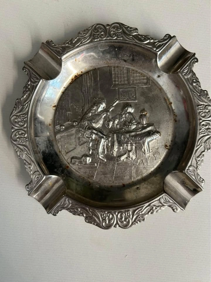 Vintage collectible Ash tray - photo 2