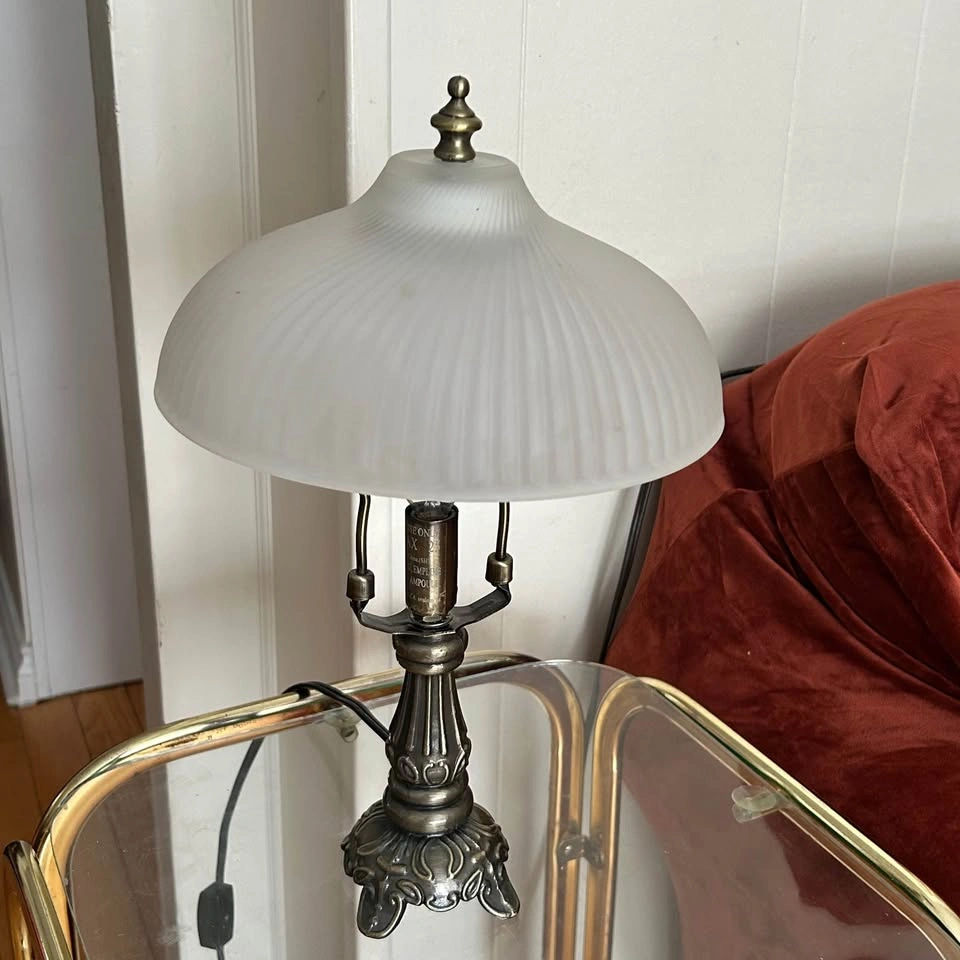 Vintage Table Lamp with Fluted Glass Shade - photo 4
