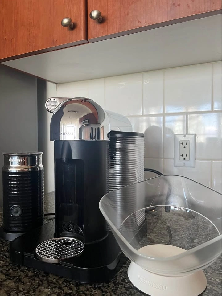 Nespresso Vertuo Espresso Machine and Milk Frother - photo 4