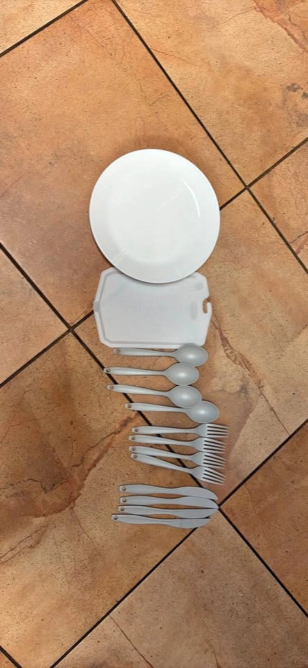 Camping kitchen set.