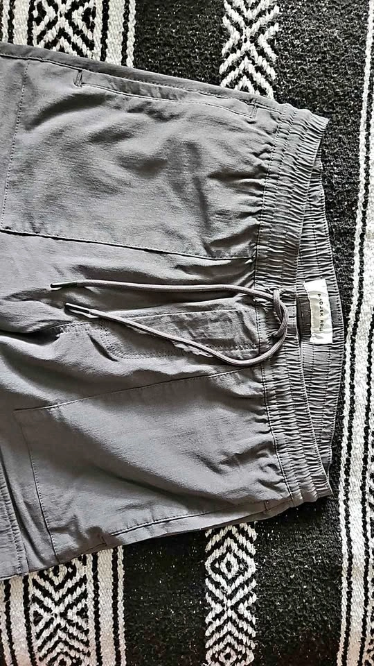 Projek Raw stretchy Grey pants size small