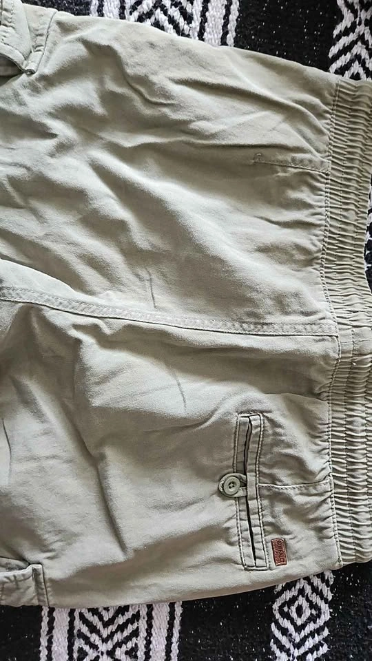 Buffalo olive green joggers pants - photo 3