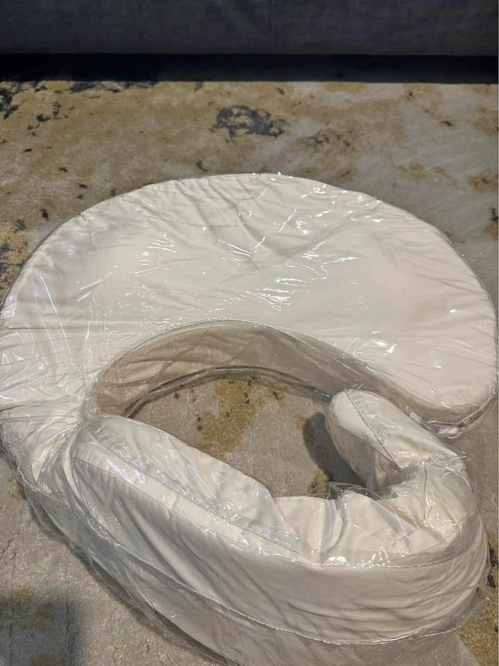 Nursing pillow