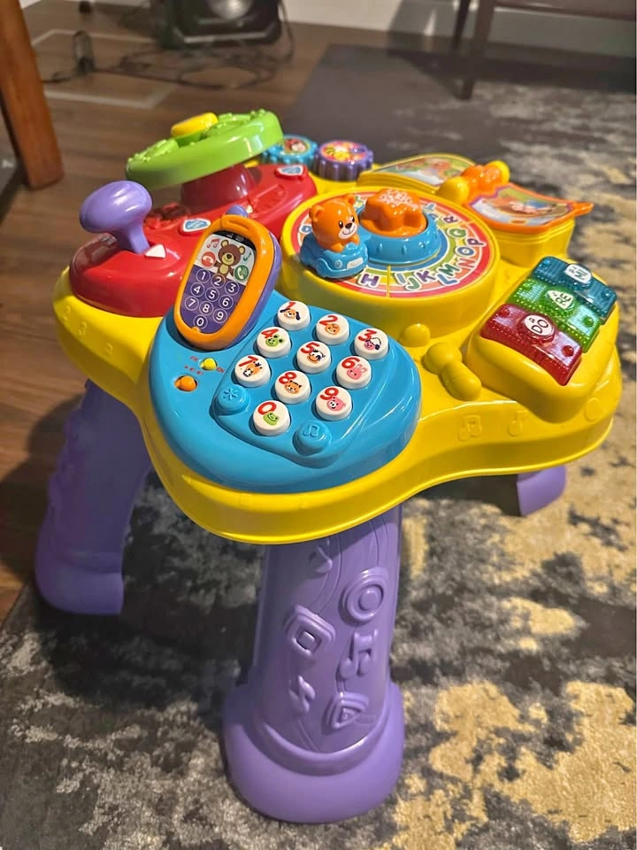 VTech Magic Star Learning Table