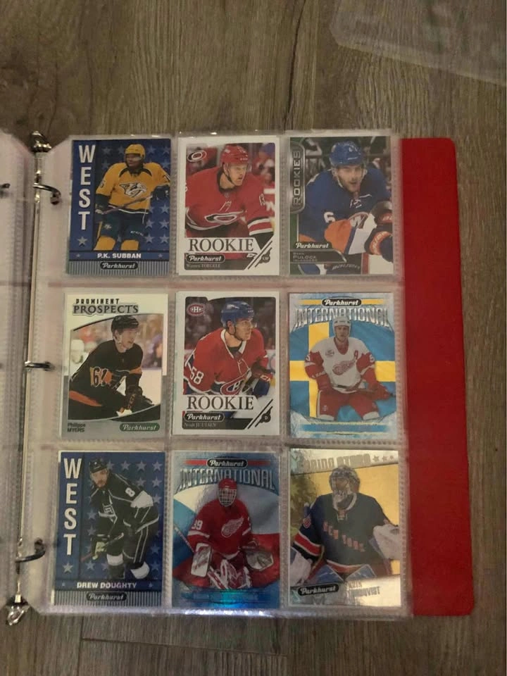 Roughly 200 hockey cards PRICE NEGOTIABLE