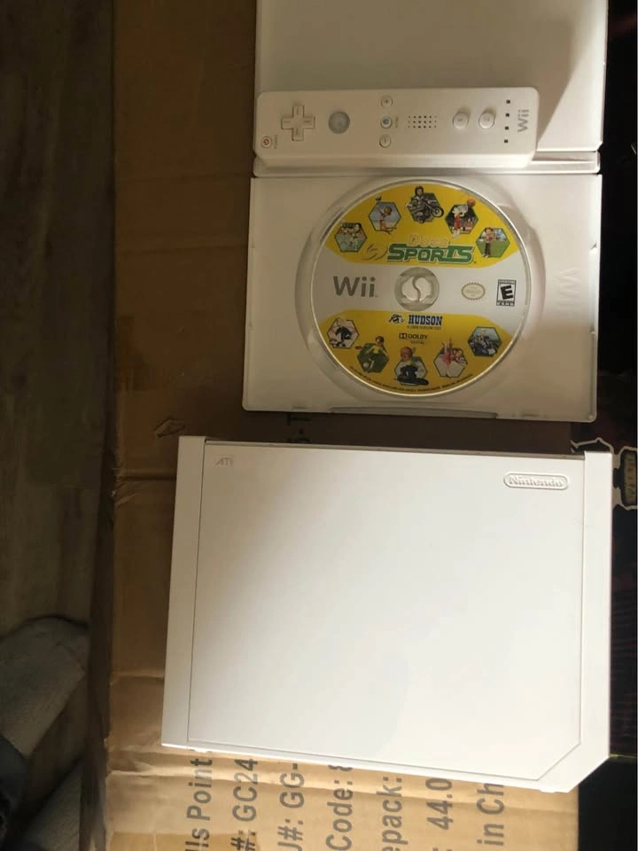 Nintendo Wii PRICE NEGOTIABLE - photo 2