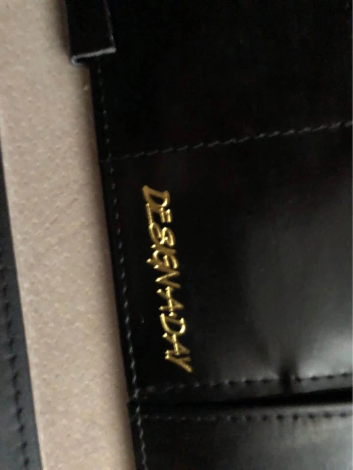 Dealership file folder - photo 2