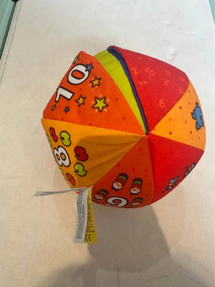 Melissa & Doug K's Kids Talking Ball - ABCs & Counting