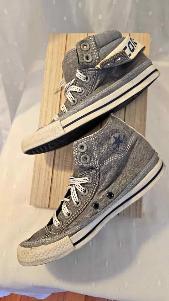 CONVERSE SNEAKERS thumbnail