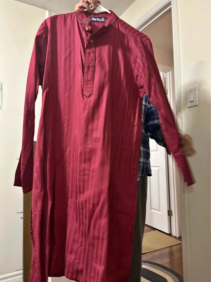 Men’s Maroon Kurti Size M/L