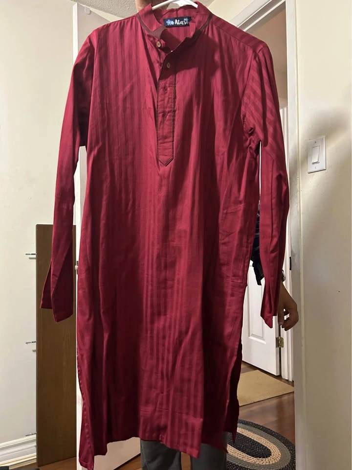 Men’s Maroon Kurti Size M/L - photo 2