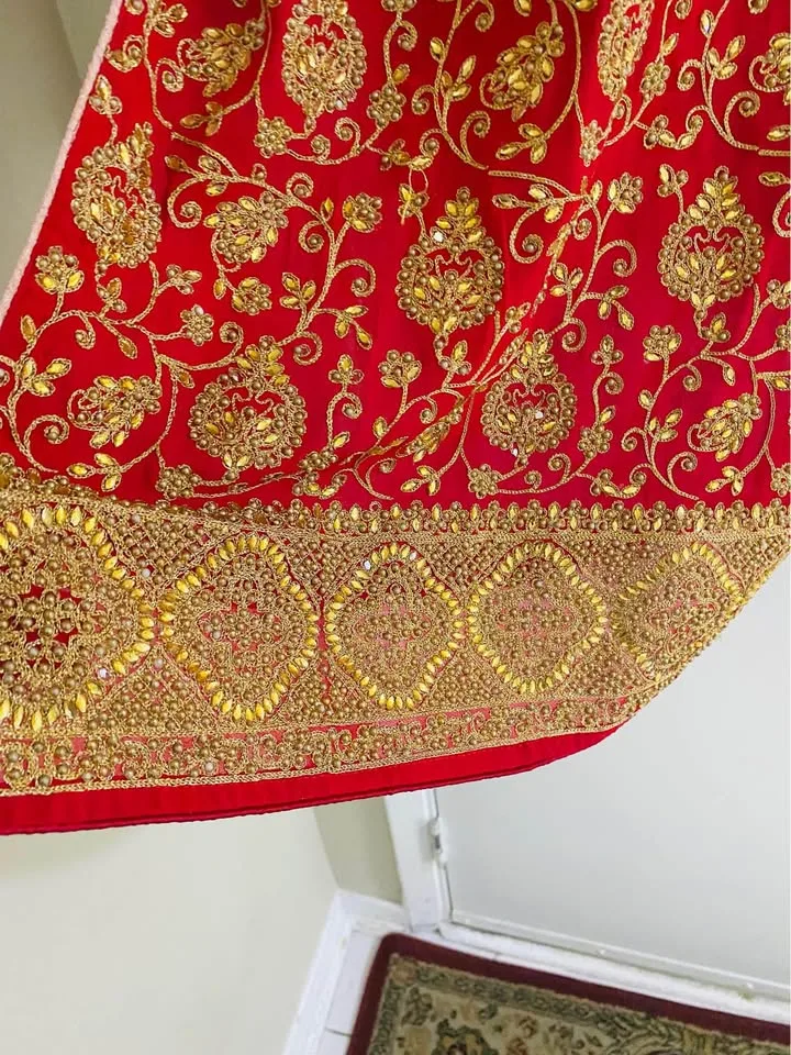 Beautiful 😍 kundan zari work all over heavy salwar suit image indicator(2)