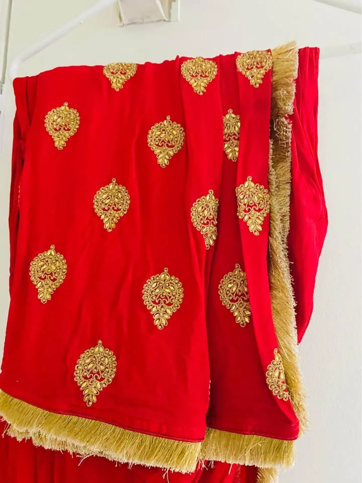 Beautiful 😍 kundan zari work all over heavy salwar suit image indicator(6)