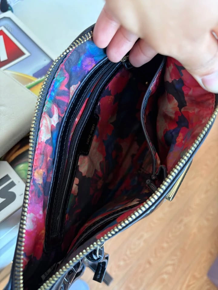 Vintage Nine West Purse - photo 3