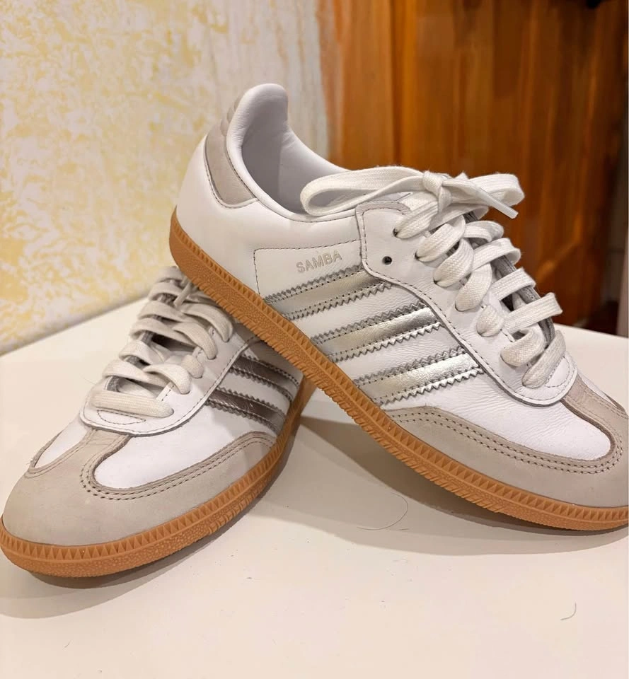 Adidas Samba