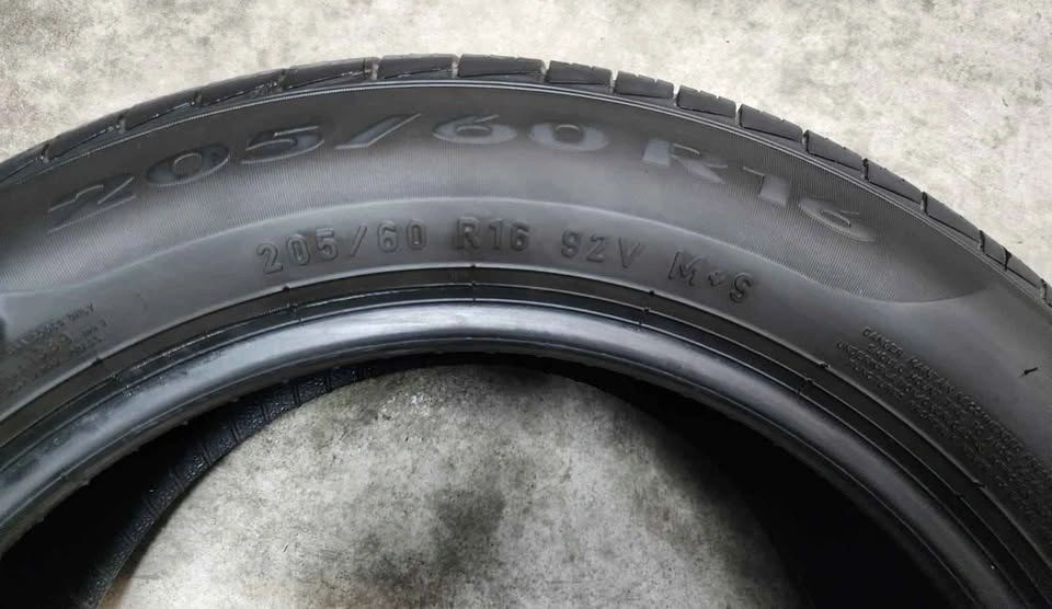 205/60R16 Pirelli Cinturato P7 Allseasons Tire - photo 3