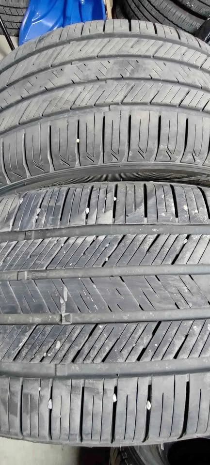 2x 275/45R21 Paragon Allseasons Tires