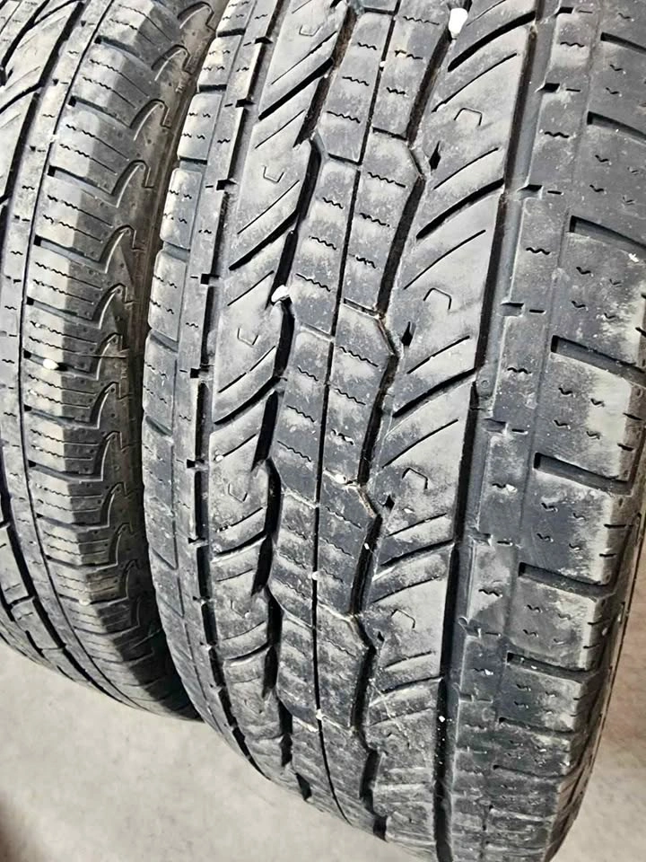 2x 255/70R17 General Grabber M+S Tires