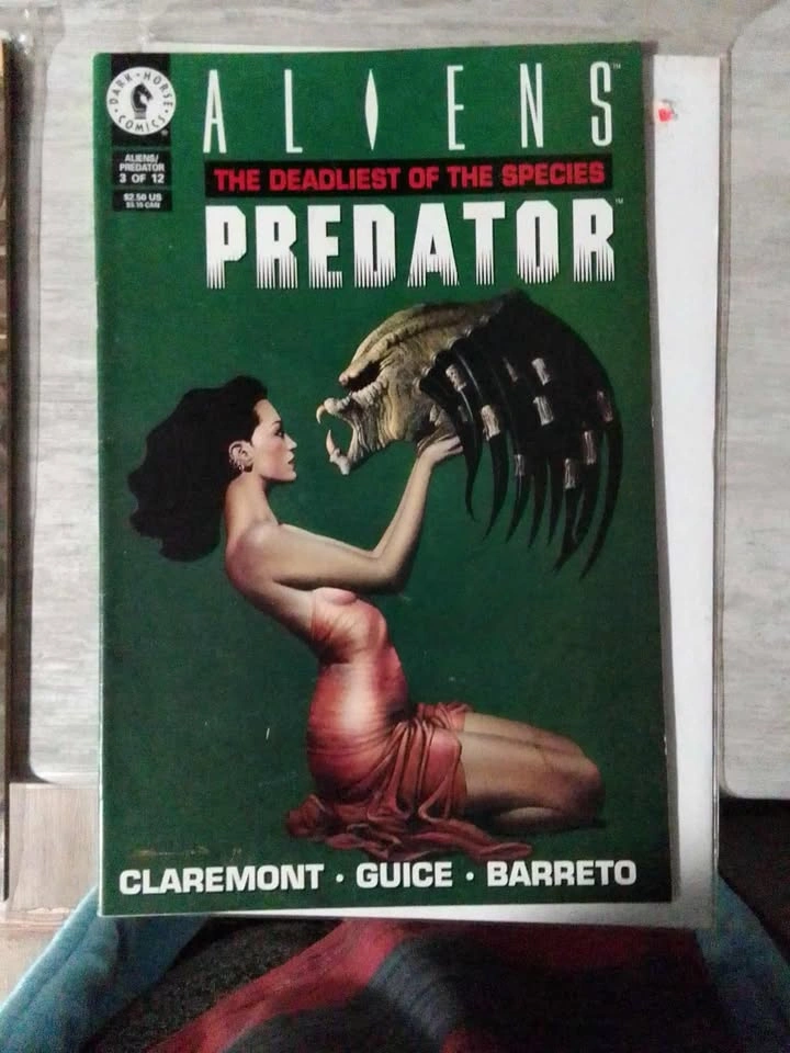 Marvel Sabre Tooth #1, Aliens vs Predator #1 & #3 Comics - photo 2