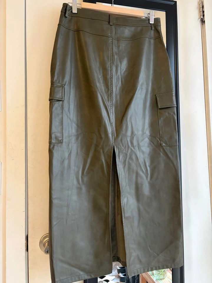 Zara Olive Green Faux Leather Cargo Midi Skirt - Medium - photo 2