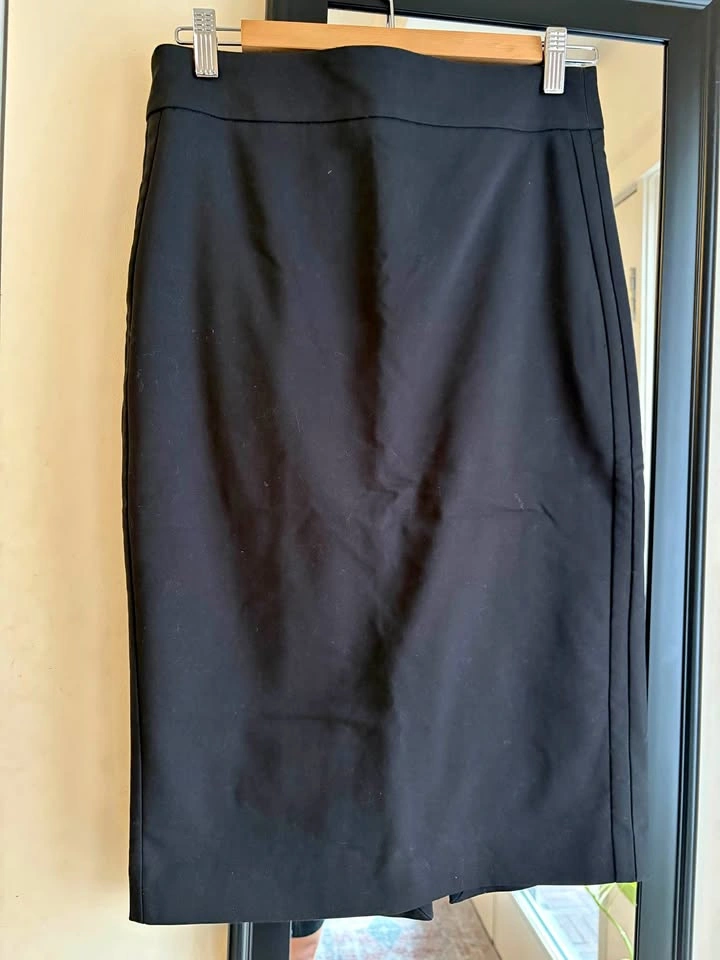 RW&CO. Black Pencil Skirt Size 6