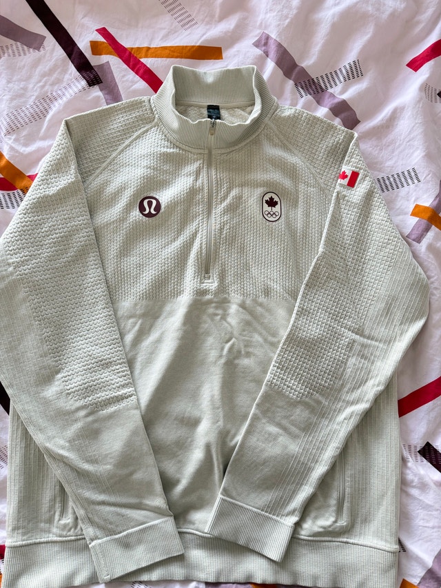 Lululemon Olympic Half Zip - Light Green XL