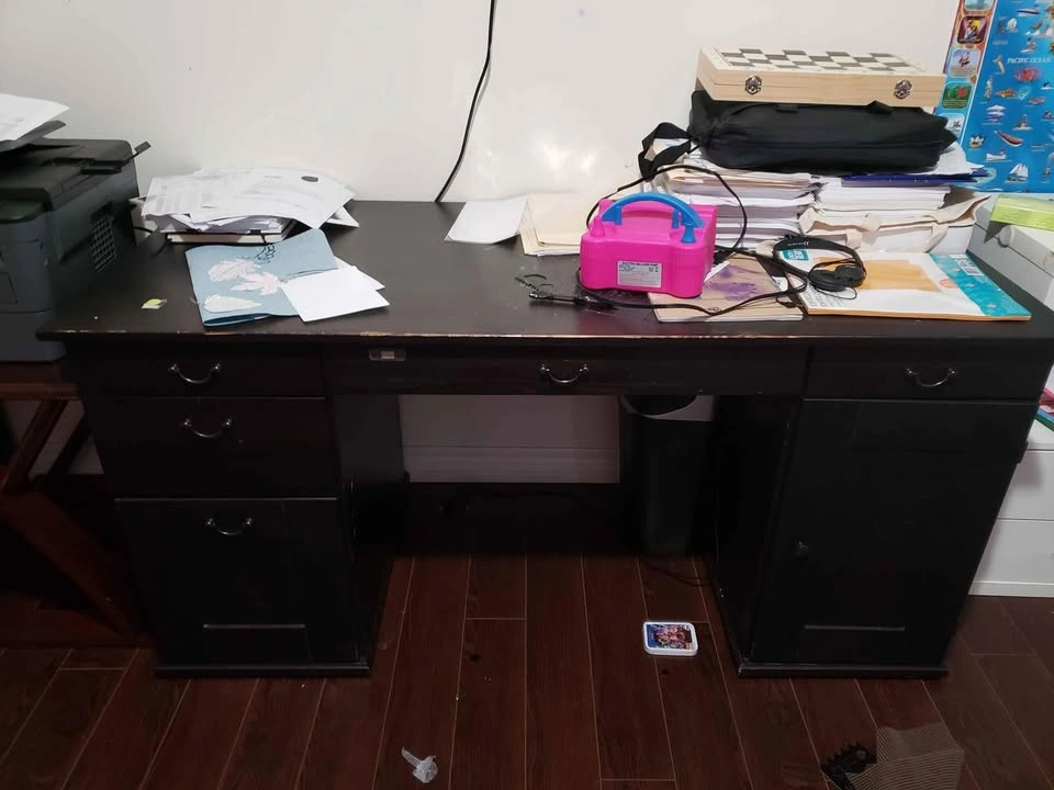 Office/Study / Computer Table For Quick Sale - photo 2