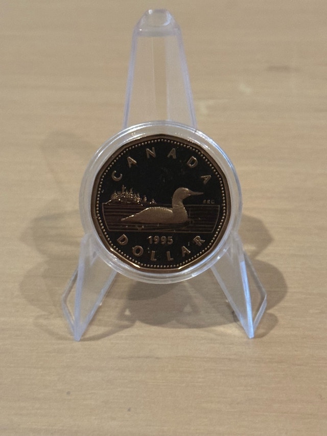 Loonie Dollar Coins - photo 4
