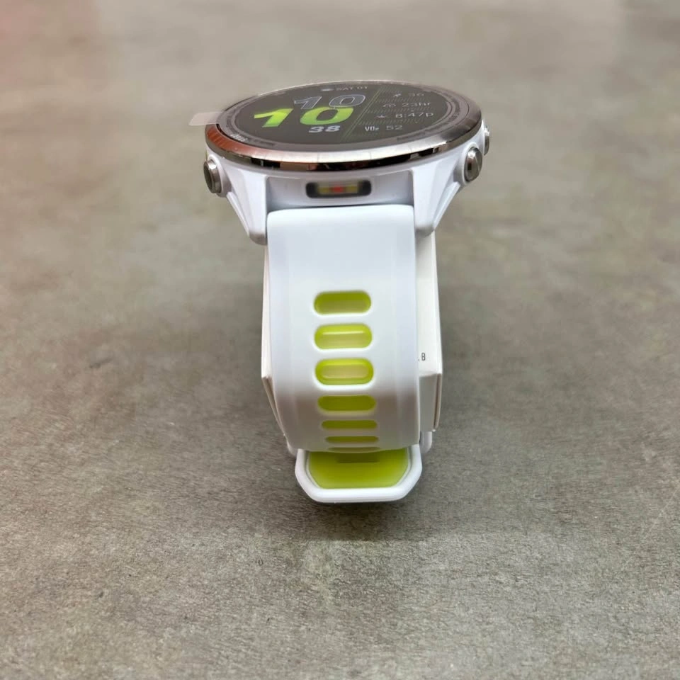 Garmin Forerunner 970 Smartwatch White/Lime Green - photo 4