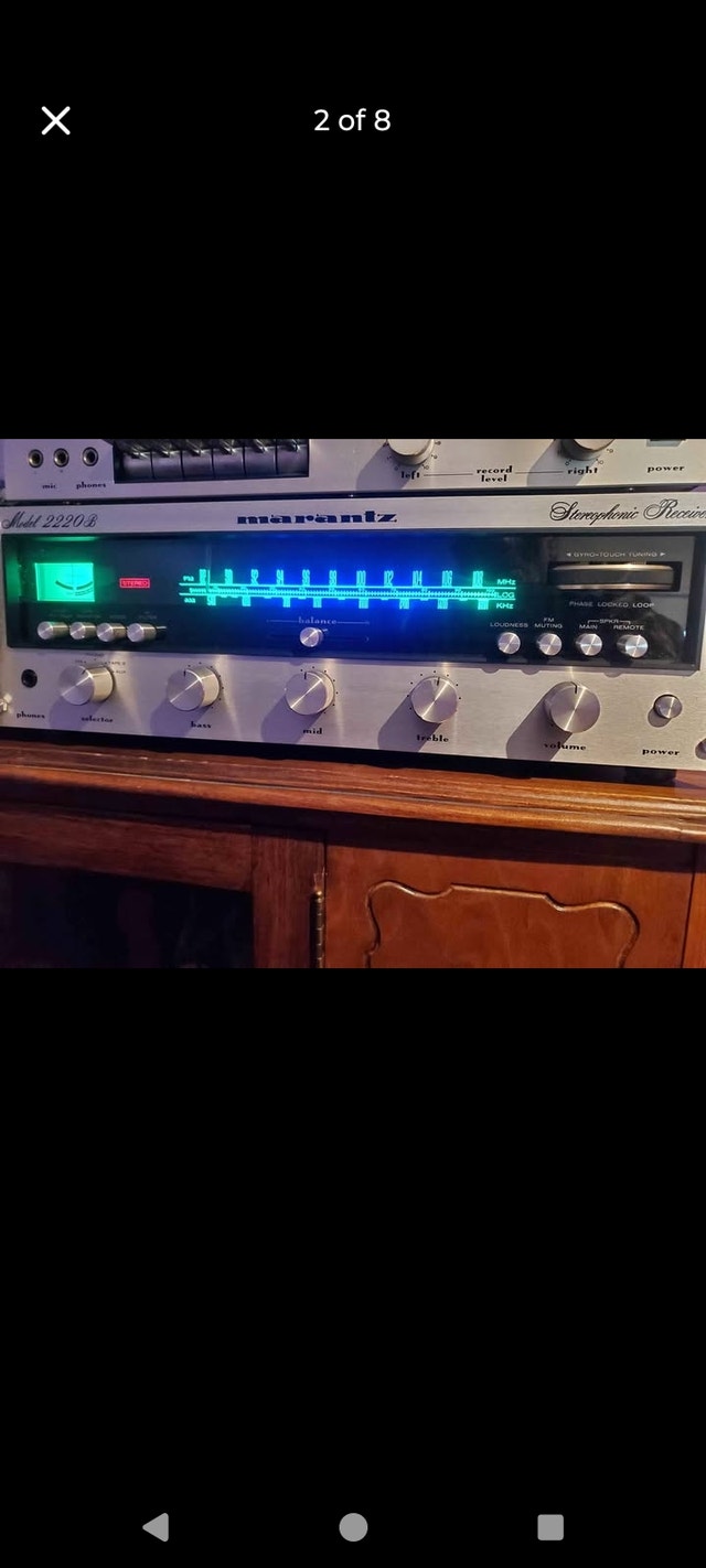 Marantz 2220B receiver
