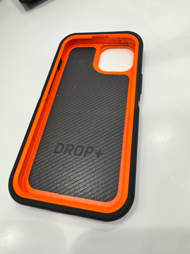 Otterbox iPhone 15 Case - make an offer - photo 3