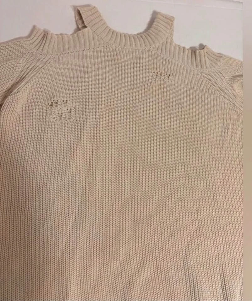 Vintage Havana Cream Distressed Cold Shoulder Tunic Sweater - Si - photo 3