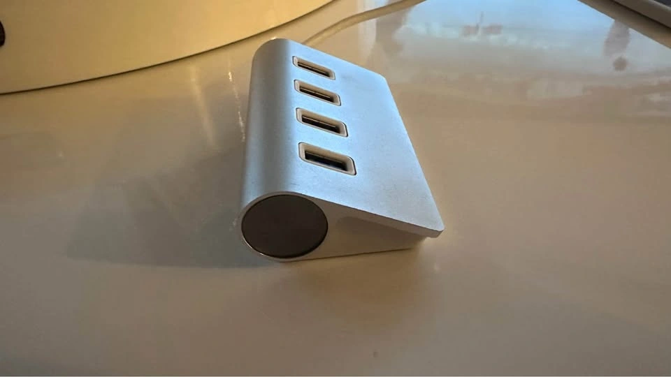 4 Port USB Hub - photo 3
