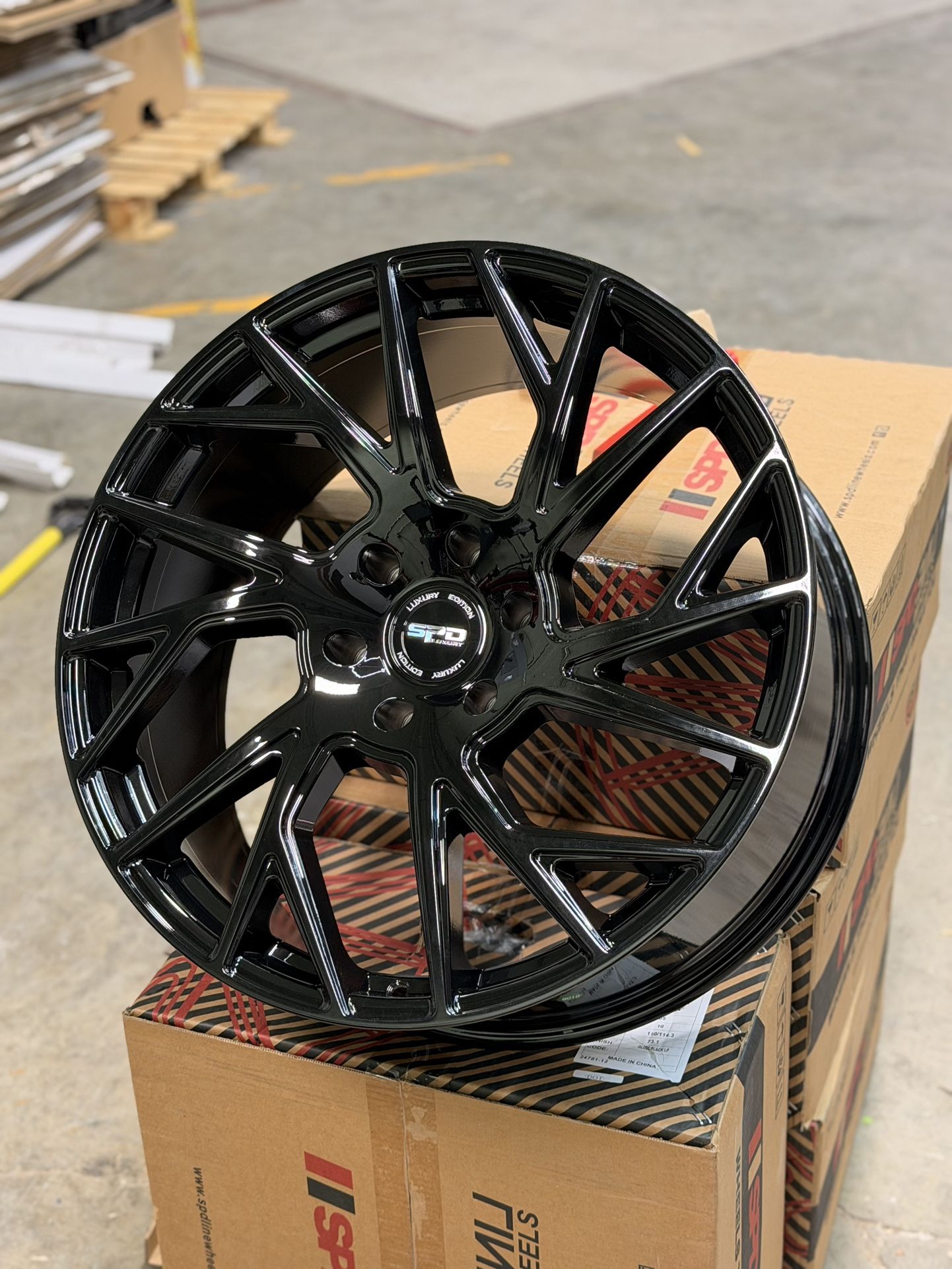 22 Inch Wheels 6 Lug - photo 3
