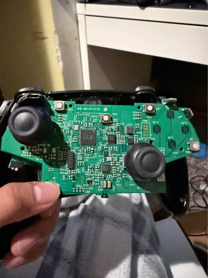 Scuff Vantage 2 For Parts/Repair - photo 2